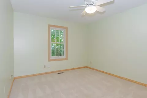 Bedroom - 7 Scenic Pt, Bloomington, IL 61701 photo 1 of 10
