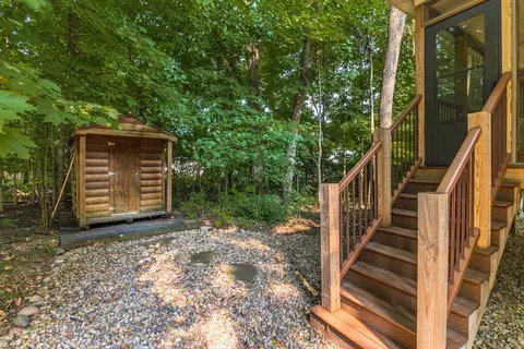 Exterior - 7 Scenic Pt, Bloomington, IL 61701 photo 10 of 10