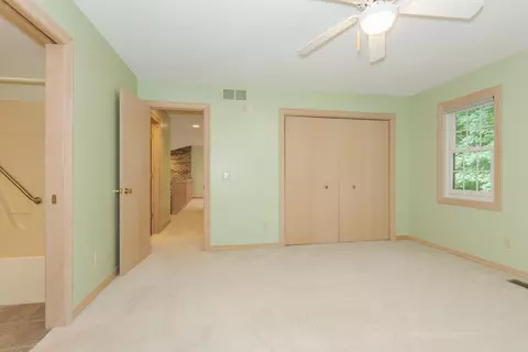 Bedroom - 7 Scenic Pt, Bloomington, IL 61701 photo 6 of 10