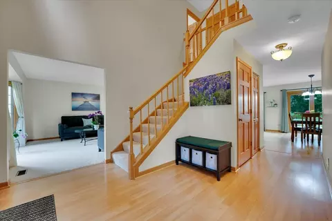5830 Constitution Ave, Gurnee, IL 60031 photo 5