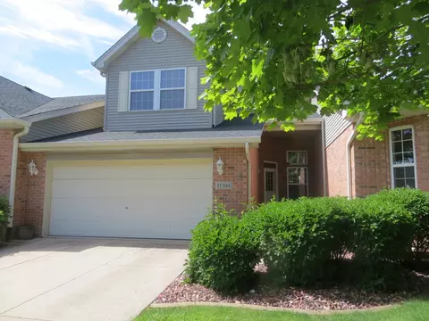 11304 Wild Berry Ln, Mokena, IL 60448
