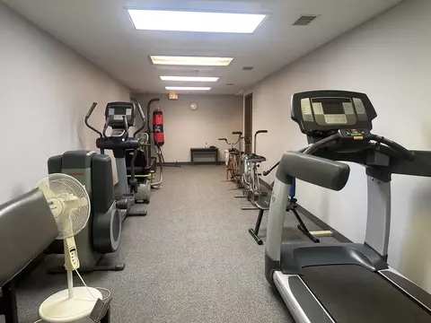 711 S River Rd #206, Des Plaines, IL 60016 photo 29