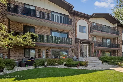5227 James Ln #1419, Crestwood, IL 60445