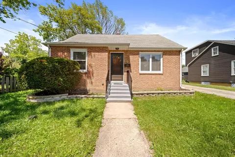 2416 Melrose Ave, Waukegan, IL 60085