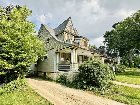 Exterior - 115 Hill Ave, Elgin, IL 60120 photo 2 of 2