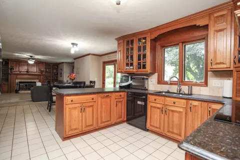 410 N Grove St, Normal, IL 61761 photo 7