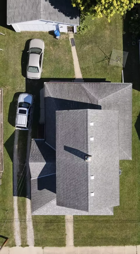 View/Area - 712 E Superior St, Ottawa, IL 61350 photo 3 of 5