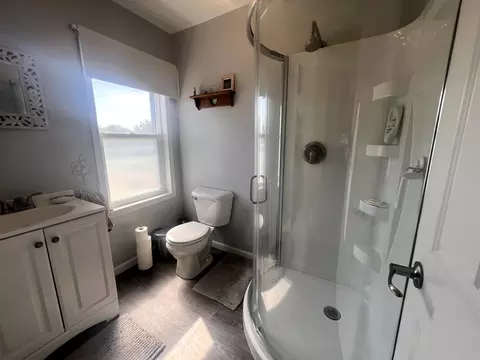 Bath - 712 E Superior St, Ottawa, IL 61350 photo 2 of 2