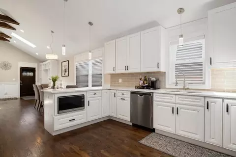 Kitchen - 4211 Clinton Ave, Stickney, IL 60402 photo 3 of 3