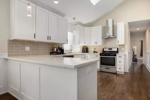 Kitchen - 4211 Clinton Ave, Stickney, IL 60402 photo 1 of 3
