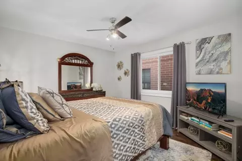 Bedroom - 4211 Clinton Ave, Stickney, IL 60402 photo 2 of 3