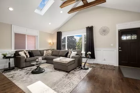 Living - 4211 Clinton Ave, Stickney, IL 60402 photo 2 of 2