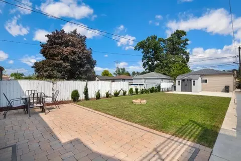 Exterior - 4211 Clinton Ave, Stickney, IL 60402 photo 3 of 6
