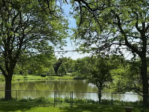View/Area - 531 Harvard Ln, Hoffman Estates, IL 60169 photo 1 of 2