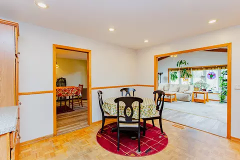 Dining - 531 Harvard Ln, Hoffman Estates, IL 60169 photo 1 of 3