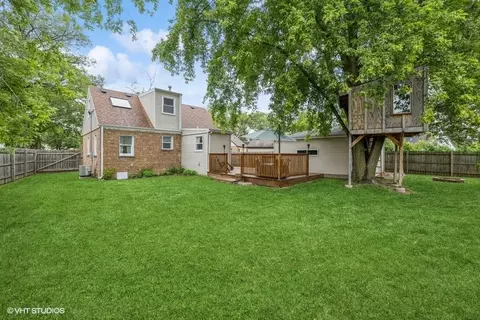 7036 Garden Ln, Bridgeview, IL 60455 photo 27