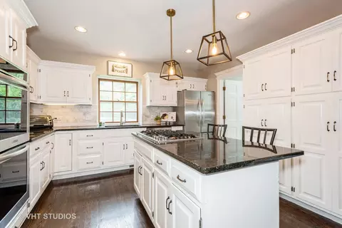 Kitchen - 0 N141 Cobblestone Ln, Wheaton, IL 60187 photo 1 of 2