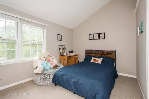 Bedroom - 0 N141 Cobblestone Ln, Wheaton, IL 60187 photo 4 of 7