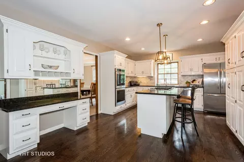 Kitchen - 0 N141 Cobblestone Ln, Wheaton, IL 60187 photo 2 of 2
