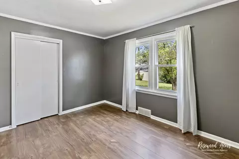 Bedroom - 947 Hawthorne Ln, Kankakee, IL 60901 photo 3 of 5