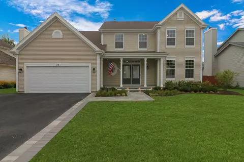 33 Cambridge Dr, Grayslake, IL 60030