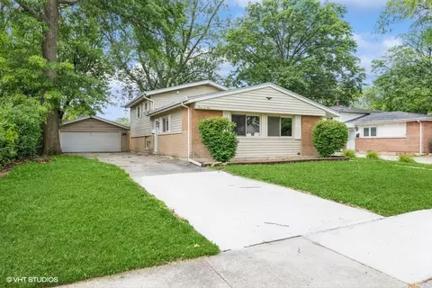 304 New Salem St, Park Forest, IL 60466