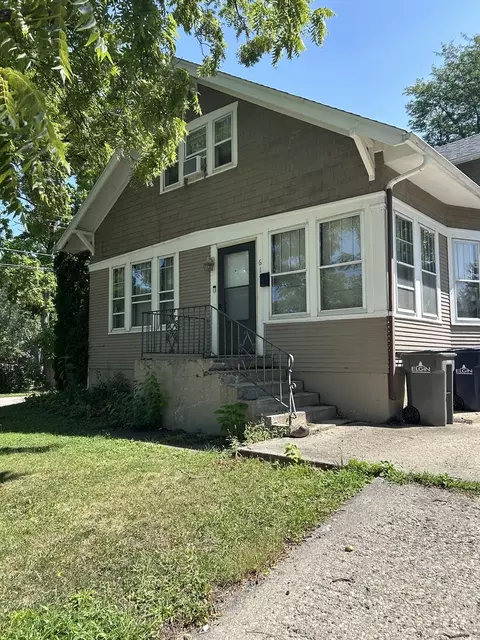 617 Mcclure Ave, Elgin, IL 60123