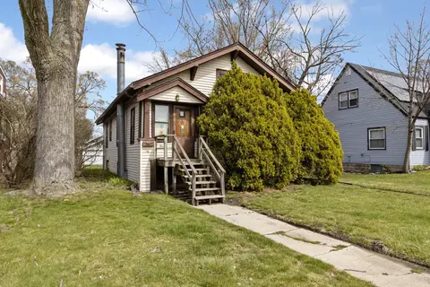 4 Highland St, Calumet City, IL 60409