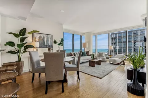 Dining - 60 E Monroe St #4904, Chicago, IL 60603 photo 1 of 3