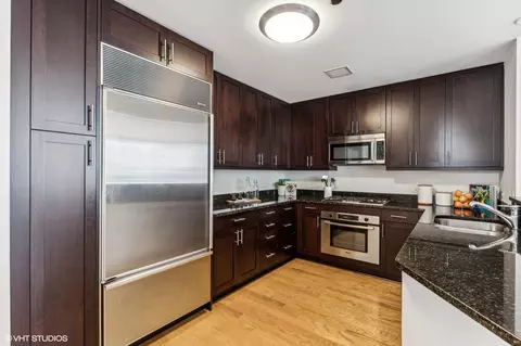 Kitchen - 60 E Monroe St #4904, Chicago, IL 60603 photo 2 of 4