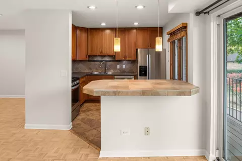 Kitchen - 1575 Sandpebble Dr #217, Wheeling, IL 60090 photo 1 of 3