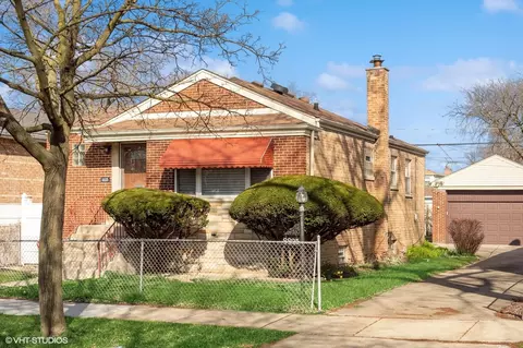 8825 S Hermitage Ave, Chicago, IL 60620