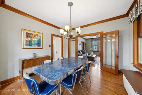 Dining - 352 N Worth Ave, Elgin, IL 60123 photo 2 of 2