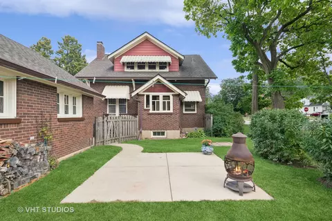 Exterior - 352 N Worth Ave, Elgin, IL 60123 photo 6 of 7