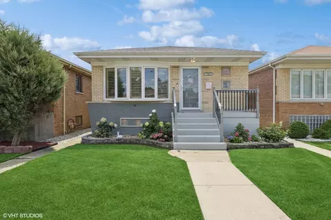 7105 W 63rd Pl, Chicago, IL 60638