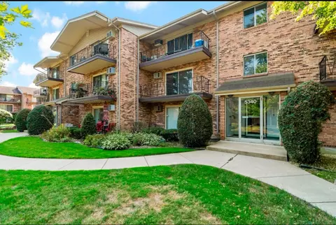 5340 Waterbury Ct #2101, Crestwood, IL 60445