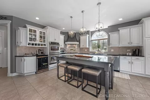 26302 Whispering Woods Ct, Plainfield, IL 60585 photo 7