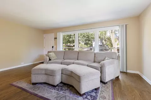 396 Mcclure Ave, Elgin, IL 60123 photo 19