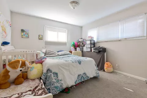 396 Mcclure Ave, Elgin, IL 60123 photo 17