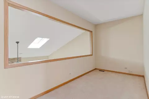 Living - 2736 Downing Ct, Aurora, IL 60502 photo 3 of 3