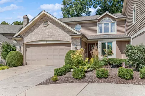 2736 Downing Ct, Aurora, IL 60502