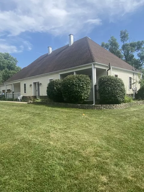 21 W321 Fullerton Ave, Lombard, IL 60148