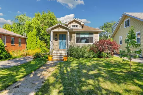 45 N Princeton Ave, Villa Park, IL 60181