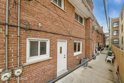 1634 W Morse Ave #E, Chicago, IL 60626