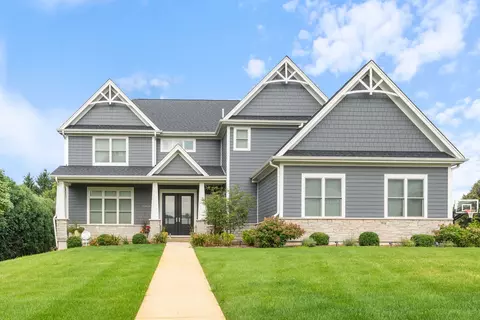 10614 Grey Fox Trl, Naperville, IL 60564
