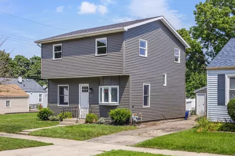 407 Sheldon Ave, Aurora, IL 60506 photo 3
