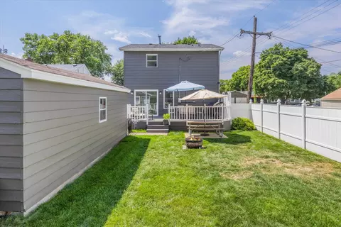 407 Sheldon Ave, Aurora, IL 60506 photo 25