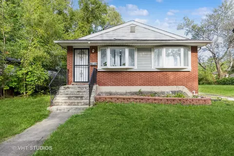 1019 Park Ave, Ford Heights, IL 60411