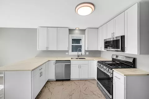 Kitchen - 11619 S Elizabeth St, Chicago, IL 60643 photo 3 of 3