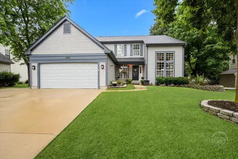 1133 Buckingham Dr, Carol Stream, IL 60188